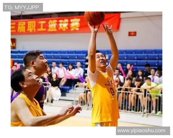 深度对话:杨磊如何在篮球世界中追寻梦想与成长的故事 深度对话:杨磊如何在篮球世界中追寻梦想与成长的故事