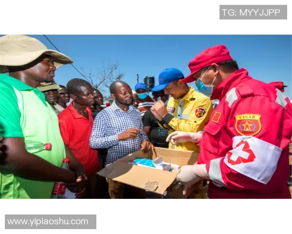 足球明星积极捐款支持汶川地震灾后重建展现人道关怀与社会责任 足球明星积极捐款支持汶川地震灾后重建展现人道关怀与社会责任