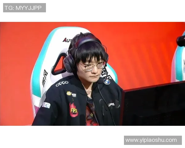 城市赛点评：FPX的状态表现